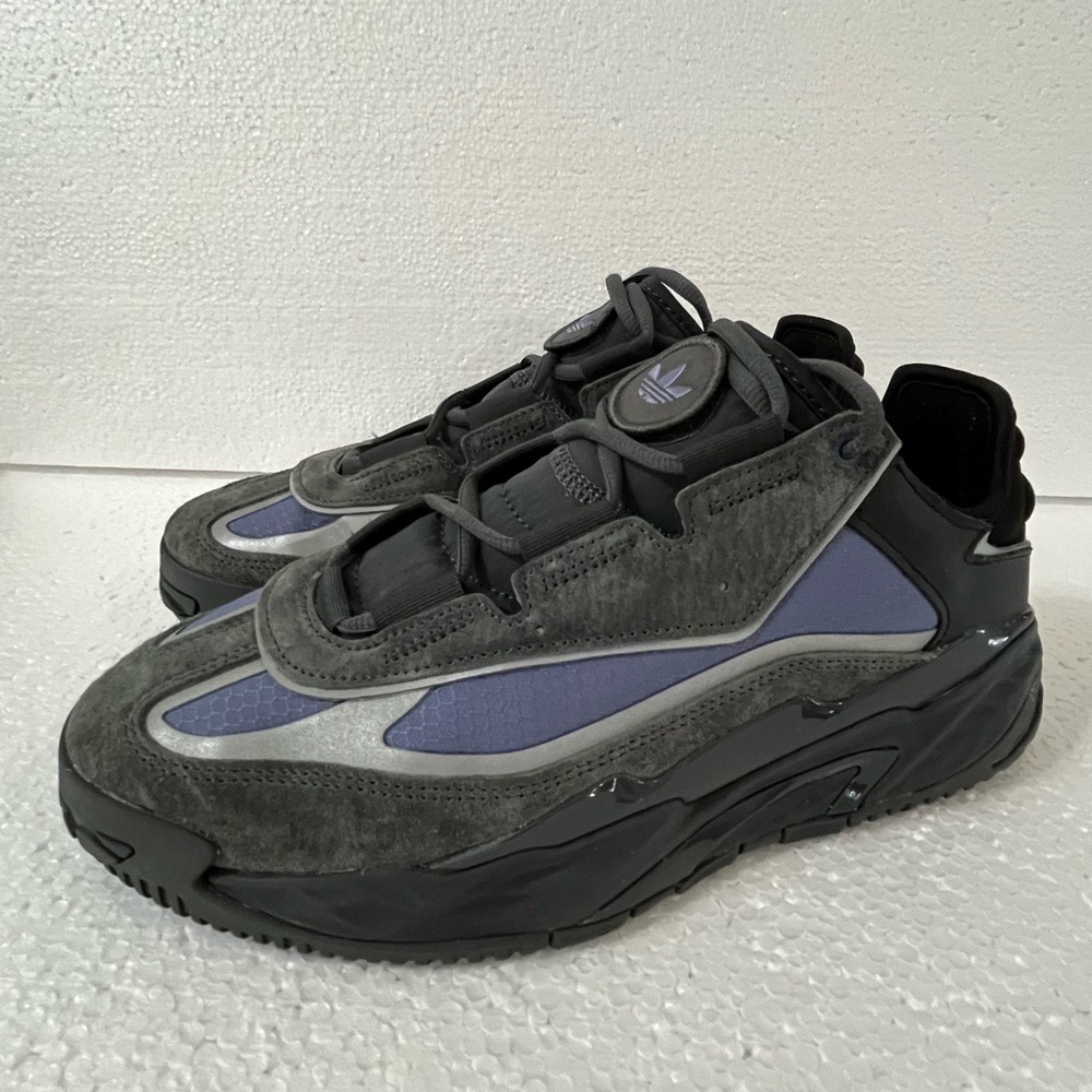 Adidas Niteball men’s basketball shoe. Size 8.5 S24140